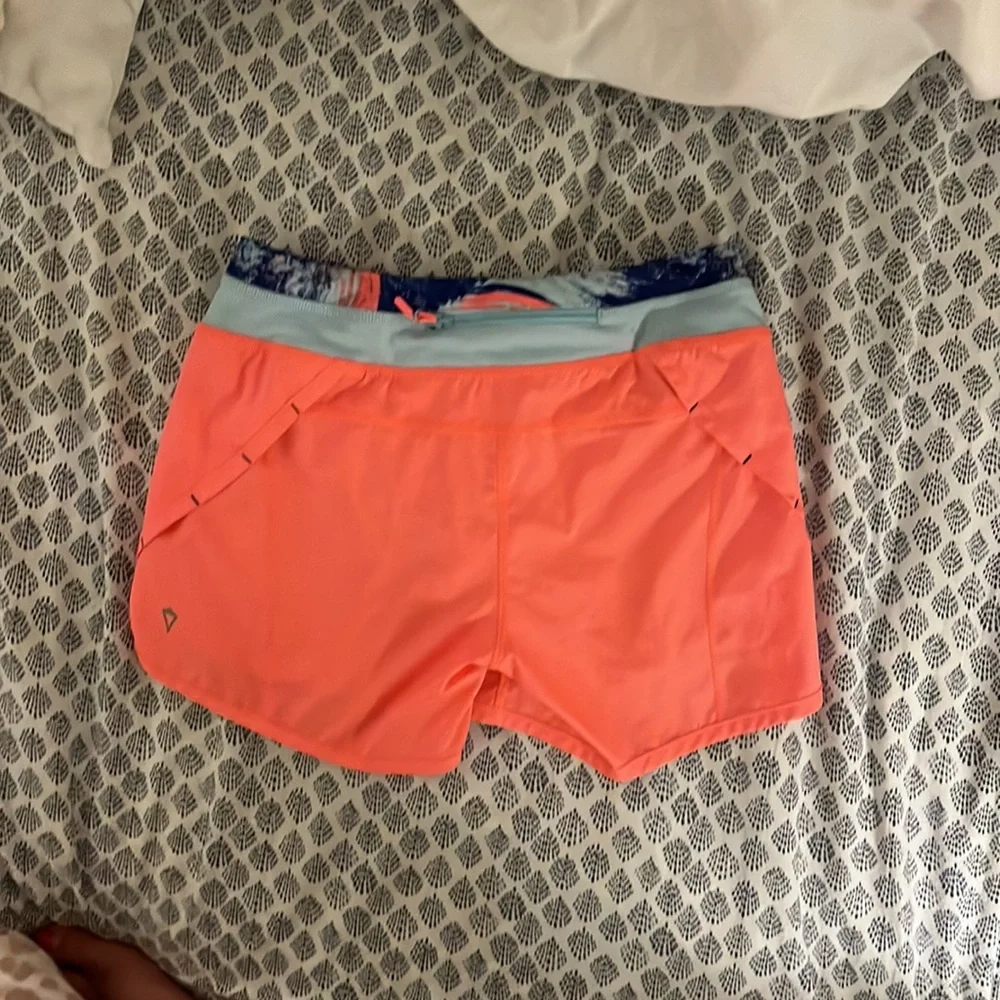 IVIVVA RELAY RACER SHORT - Picture 2 of 5